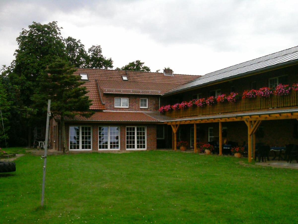 Ferienhof Meyer Landhotel Petershagen Exterior foto